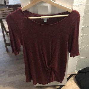 red scrunched top